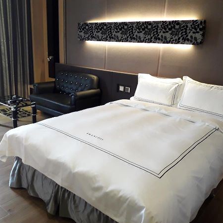Yunlin Commerce Ryokan Tuku Экстерьер фото