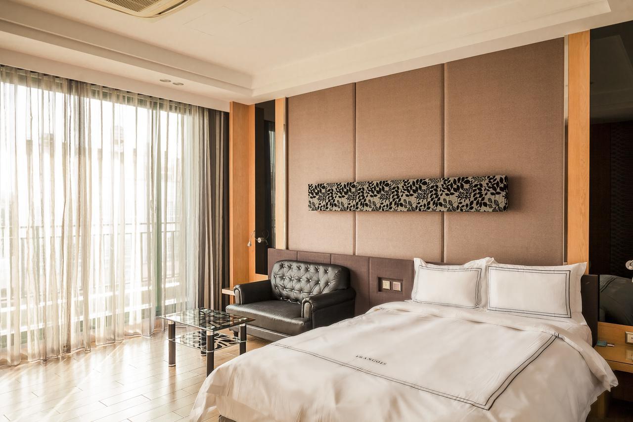 Yunlin Commerce Ryokan Tuku Экстерьер фото